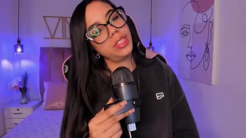 Sophie Hill  online show from 10.18.25