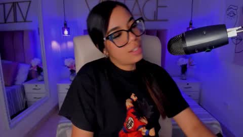 Sophie Hill  online show from 11.03.25