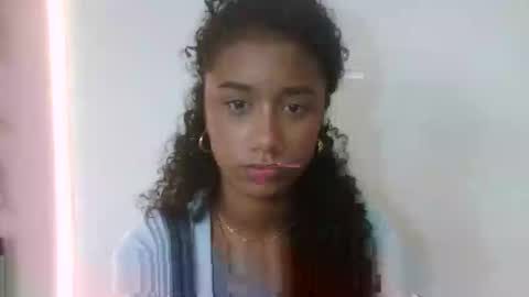 Snapshot of sophiacastro19 chatting on 02.06.26 Sophia online show from 02.06.26