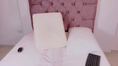 Sophia online show from 11.07.25