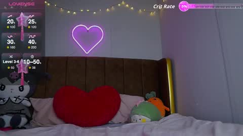 Snapshot of sophialaxx chatting on 11.02.25 Sophia online show from 11.02.25