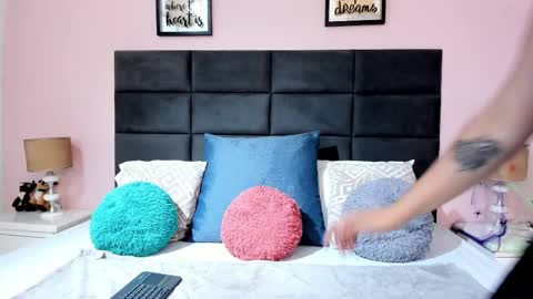 Sophia online show from 10.22.25