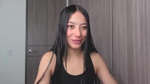 Snapshot of sophie_bbs chatting on 09.17.25 Sophie online show from 09.17.25