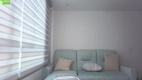 Snapshot of sophie_bbs chatting on 10.10.25 Sophie online show from 10.10.25