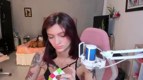 Snapshot of sophie_dolly_ chatting on 07.31.26 sophie doll online show from 07.31.26