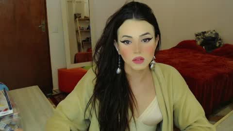 Sophie Fantasys online show from 05.31.26
