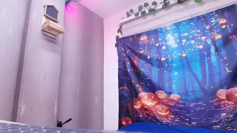 sophie online show from 10.20.25