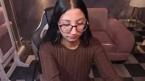 sophie_jones_b online show from 03.14.26