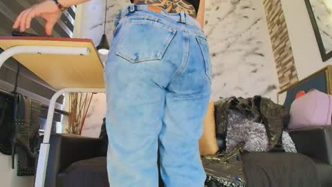 Sophie online show from 04.09.26