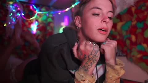 derpy derpington online show from 12.21.24