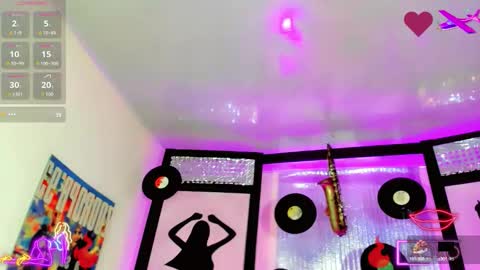 Snapshot of sophie_miaa chatting on 09.10.25 sophie_miaa online show from 09.10.25