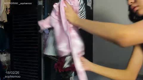 Sophie online show from 02.18.26