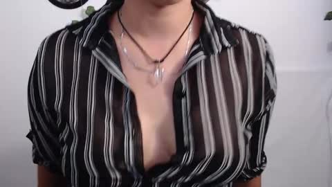 Snapshot of sophie_ross1 chatting on 10.08.25 sophie_ross1 online show from 10.08.25