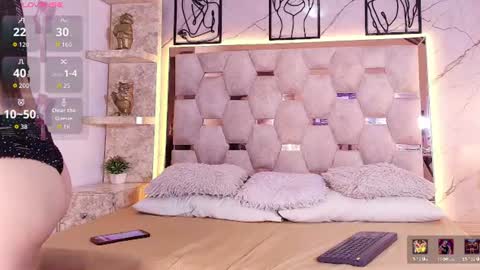 Sophie  online show from 06.20.26