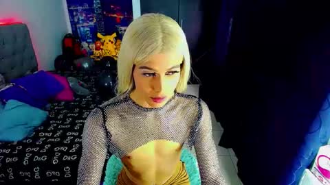 sophie_vall online show from 11.08.25