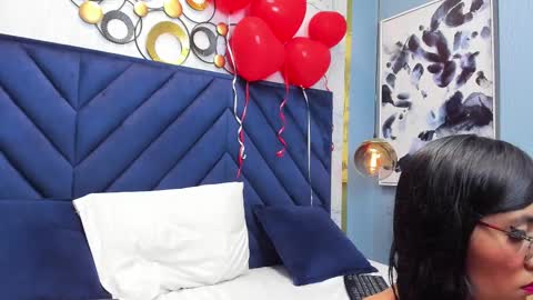 sophiebaker__ online show from 02.22.25
