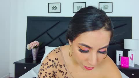 Sophie Carther online show from 03.04.25
