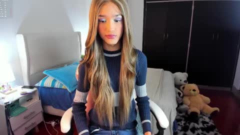    online show from 04.04.26