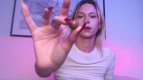 sophiediamond_x online show from 10.18.25