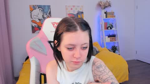 Sophie  online show from 12.23.24