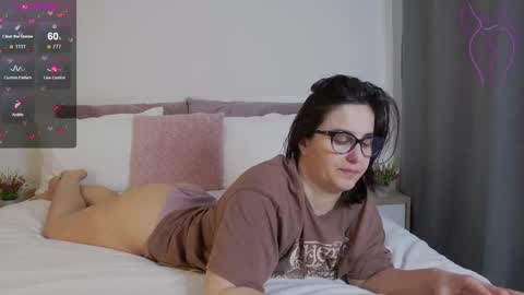 Sophie Rain online show from 02.12.25