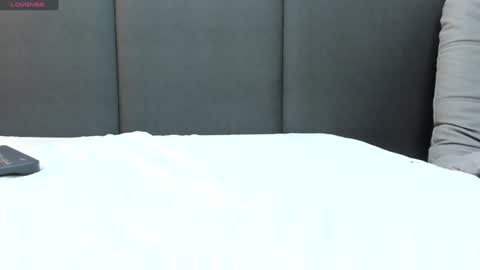 sophieharris__ online show from 12.28.24