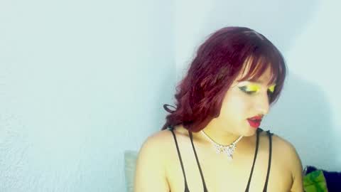 sophiehillsxo online show from 01.31.25