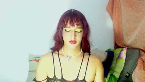 sophiehillsxo online show from 01.31.25