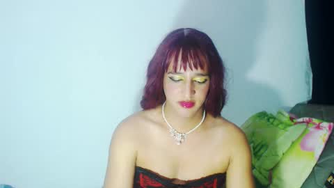 sophiehillsxo online show from 02.02.25