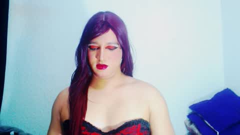 sophiehillsxo online show from 12.05.25