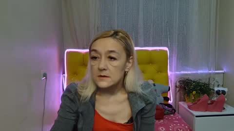 sophiekittyy online show from 01.28.25