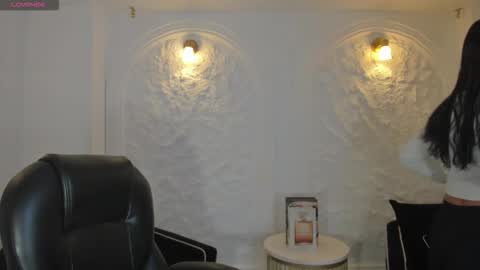 Sophie online show from 02.22.26