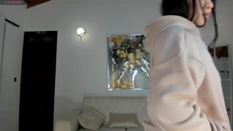 Sophie online show from 04.12.26