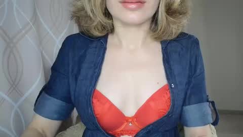 Sophiemisss online show from 11.02.25