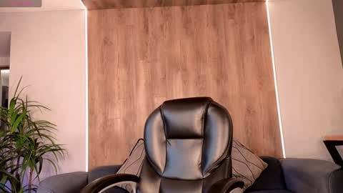 Sophie  Palmer online show from 01.27.25