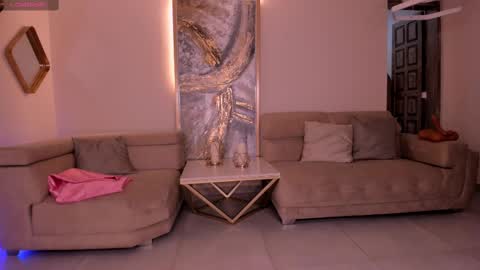 Sophie  Palmer online show from 03.09.25