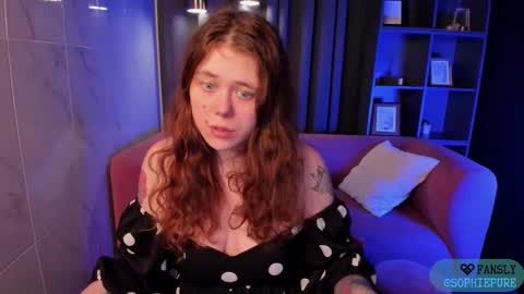 Snapshot of sophiepure chatting on 02.15.26 Sophie online show from 02.15.26