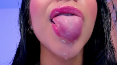 sophierooy online show from 12.15.24