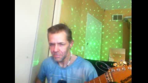 Snapshot of sophiestar12 chatting on 12.14.24 Sophiestar online show from 12.14.24