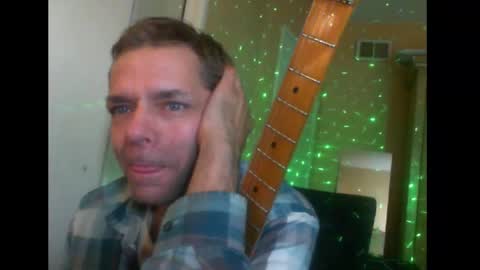 Snapshot of sophiestar12 chatting on 12.18.24 Sophiestar online show from 12.18.24