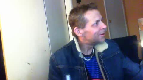 Snapshot of sophiestar12 chatting on 12.25.24 Sophiestar online show from 12.25.24