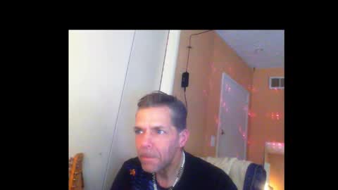 Snapshot of sophiestar12 chatting on 12.25.24 Sophiestar online show from 12.25.24