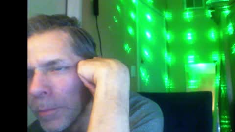 Snapshot of sophiestar12 chatting on 12.31.24 Sophiestar online show from 12.31.24