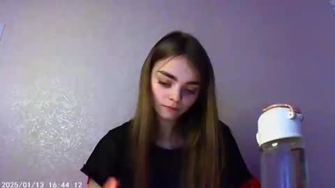 Sophie and my bestie Mandy    online show from 01.12.25