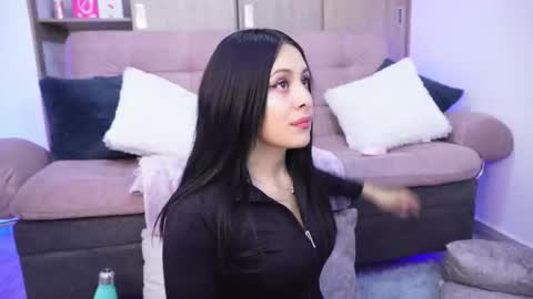 Sophiie online show from 02.12.26