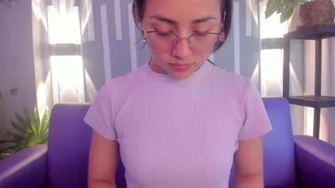 SOPHY ROGERS online show from 01.03.25