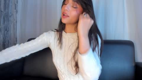 SOPHY ROGERS online show from 01.10.25