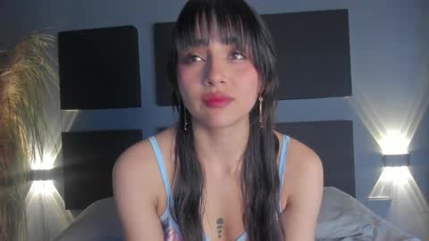 SOPHY ROGERS online show from 01.11.25