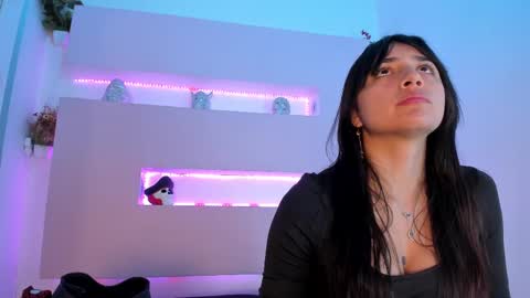 SOPHY ROGERS online show from 02.18.25