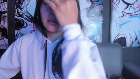 SOPHY ROGERS online show from 03.05.25